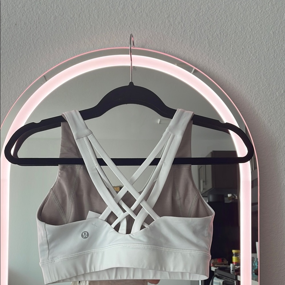 🤍Lululemon White Strappy Sports Bra🤍🤍